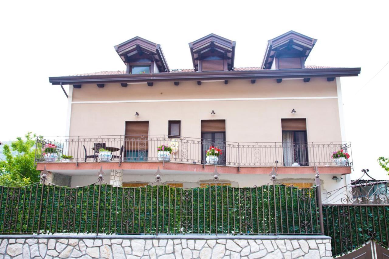 Borgo12 Bed and Breakfast Pimonte Buitenkant foto